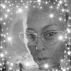 shara_w76